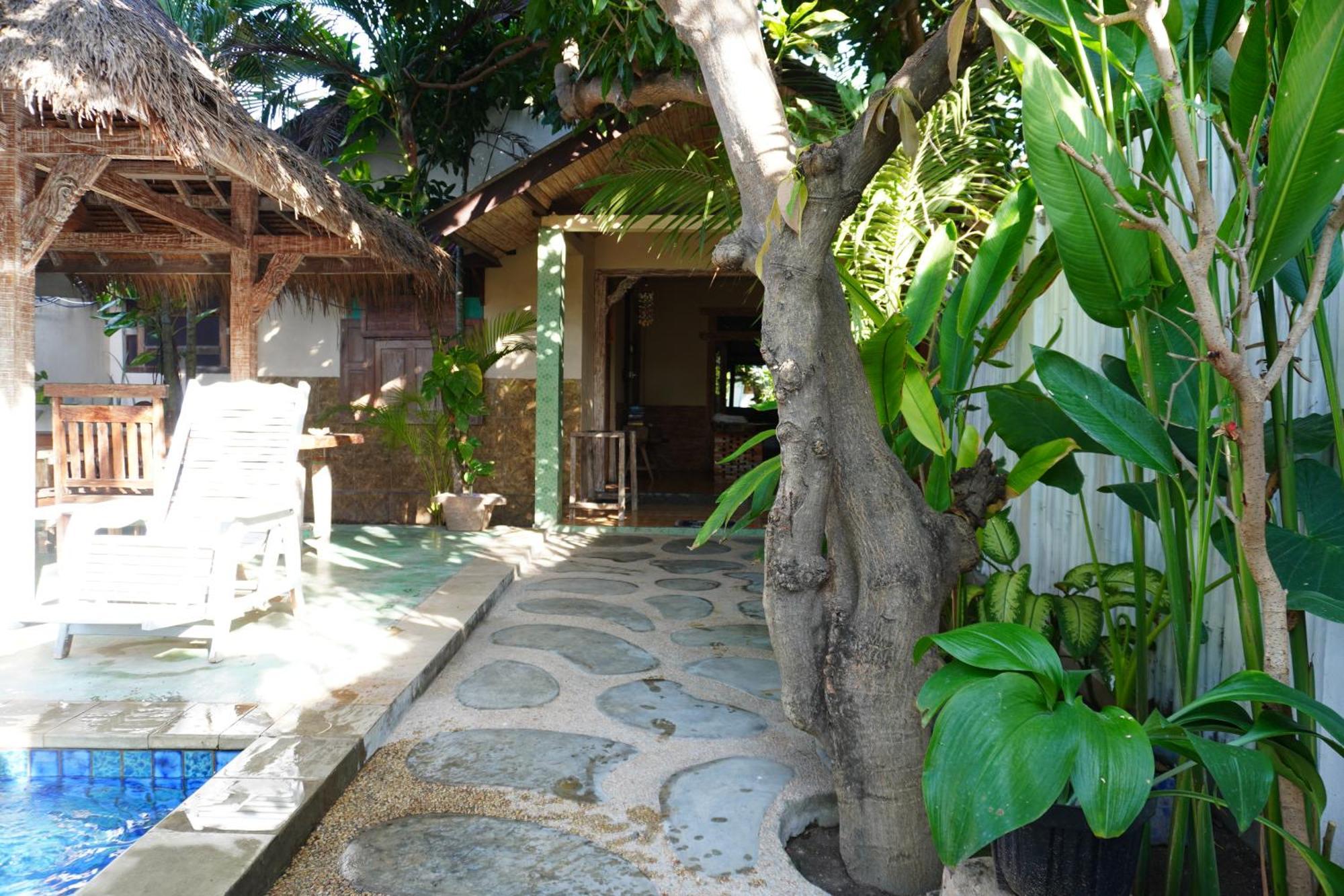 Is Oke House Holiday home *